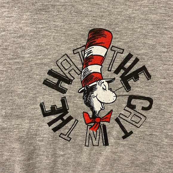 Dr. Seuss Cat in the Hat Shirt - Perfect for Seuss Week. Worn once. XS. Unisex. - Picture 3 of 4